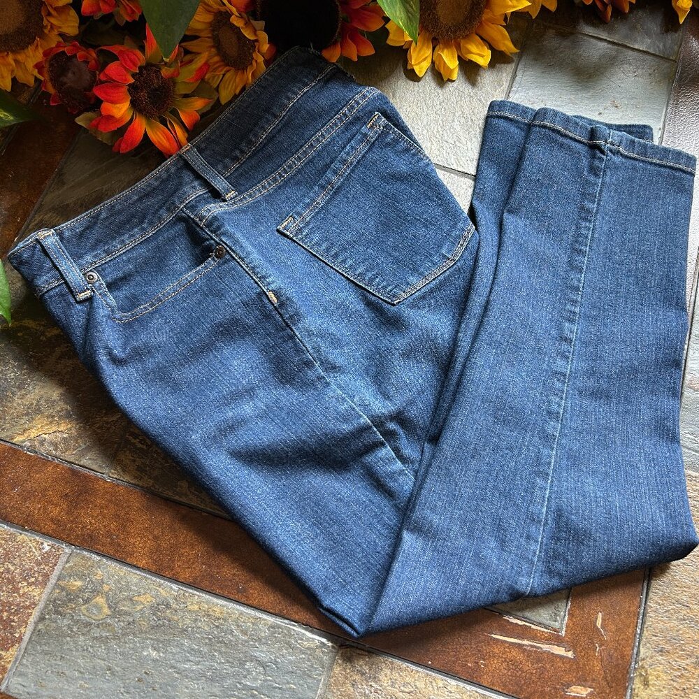 L.L. Bean Classic Fit True Shape Slim-Leg Ankle Jean (NEW) - Picture 10 of 11